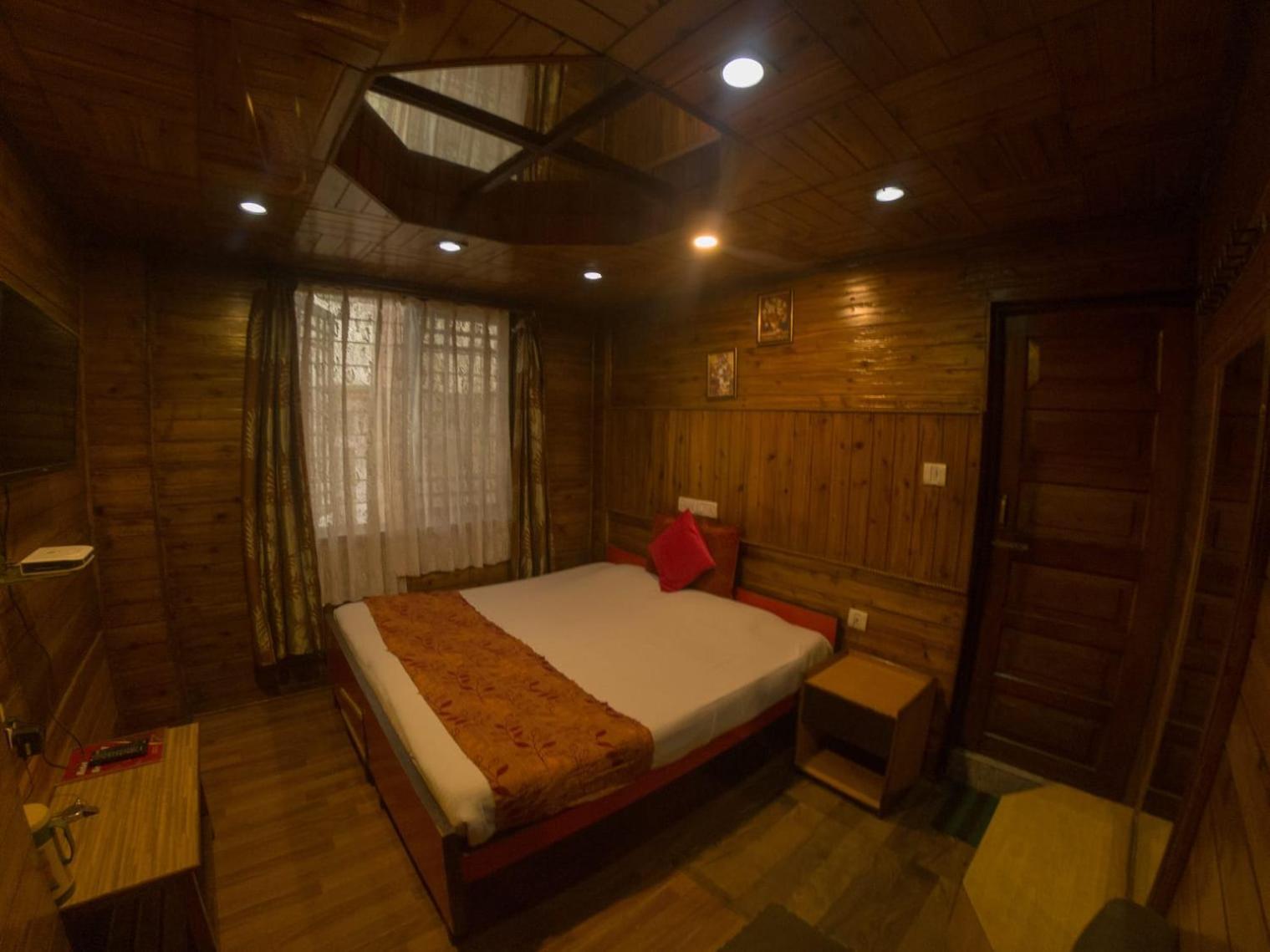 Grg Broadway Mall Road Darjeeling By Royal Collection Hotel Bagian luar foto