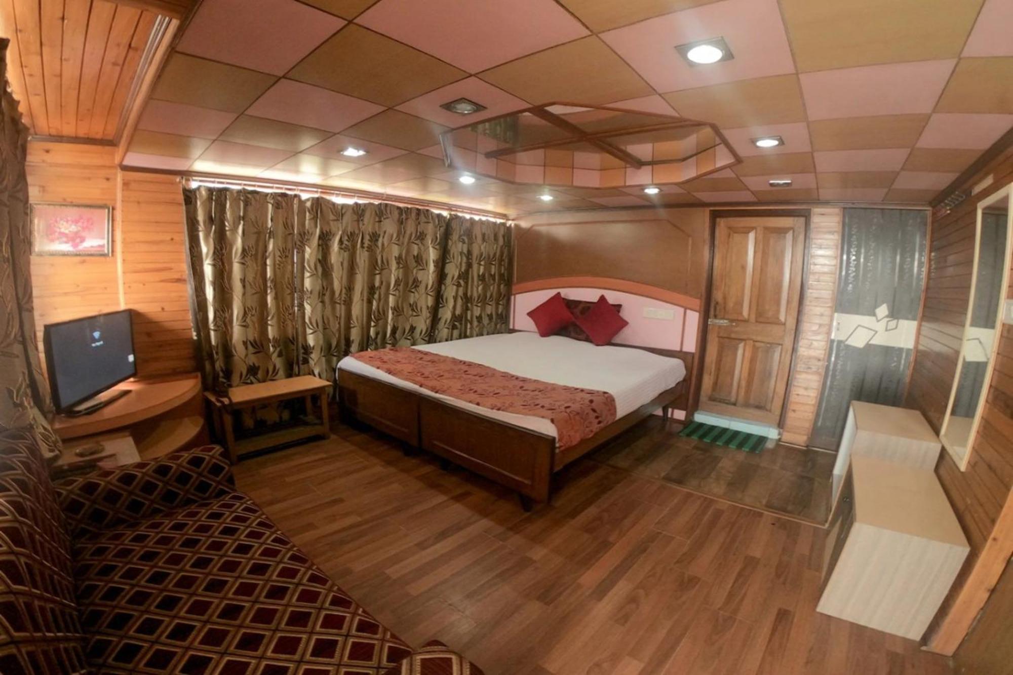 Grg Broadway Mall Road Darjeeling By Royal Collection Hotel Bagian luar foto