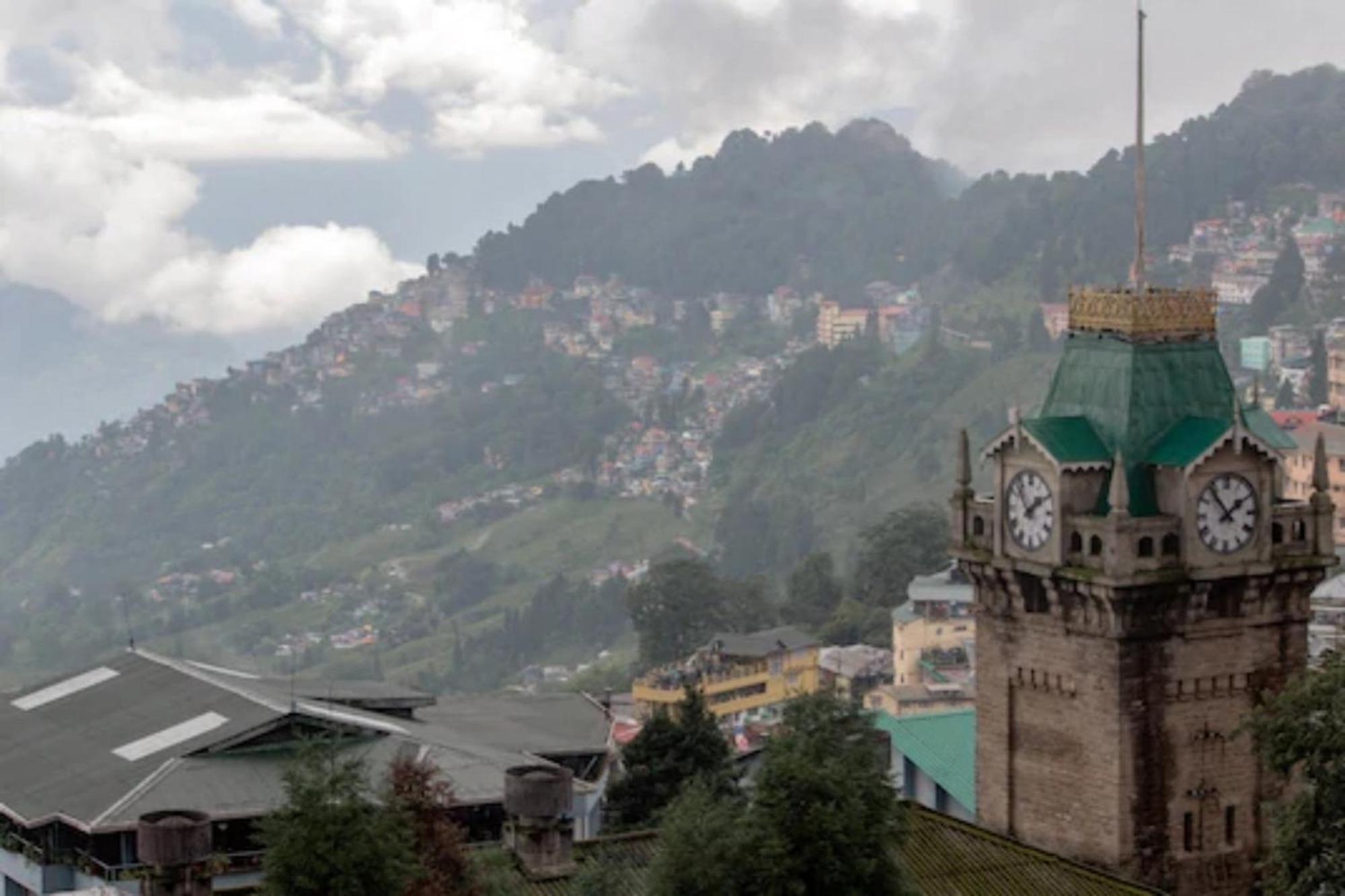 Grg Broadway Mall Road Darjeeling By Royal Collection Hotel Bagian luar foto