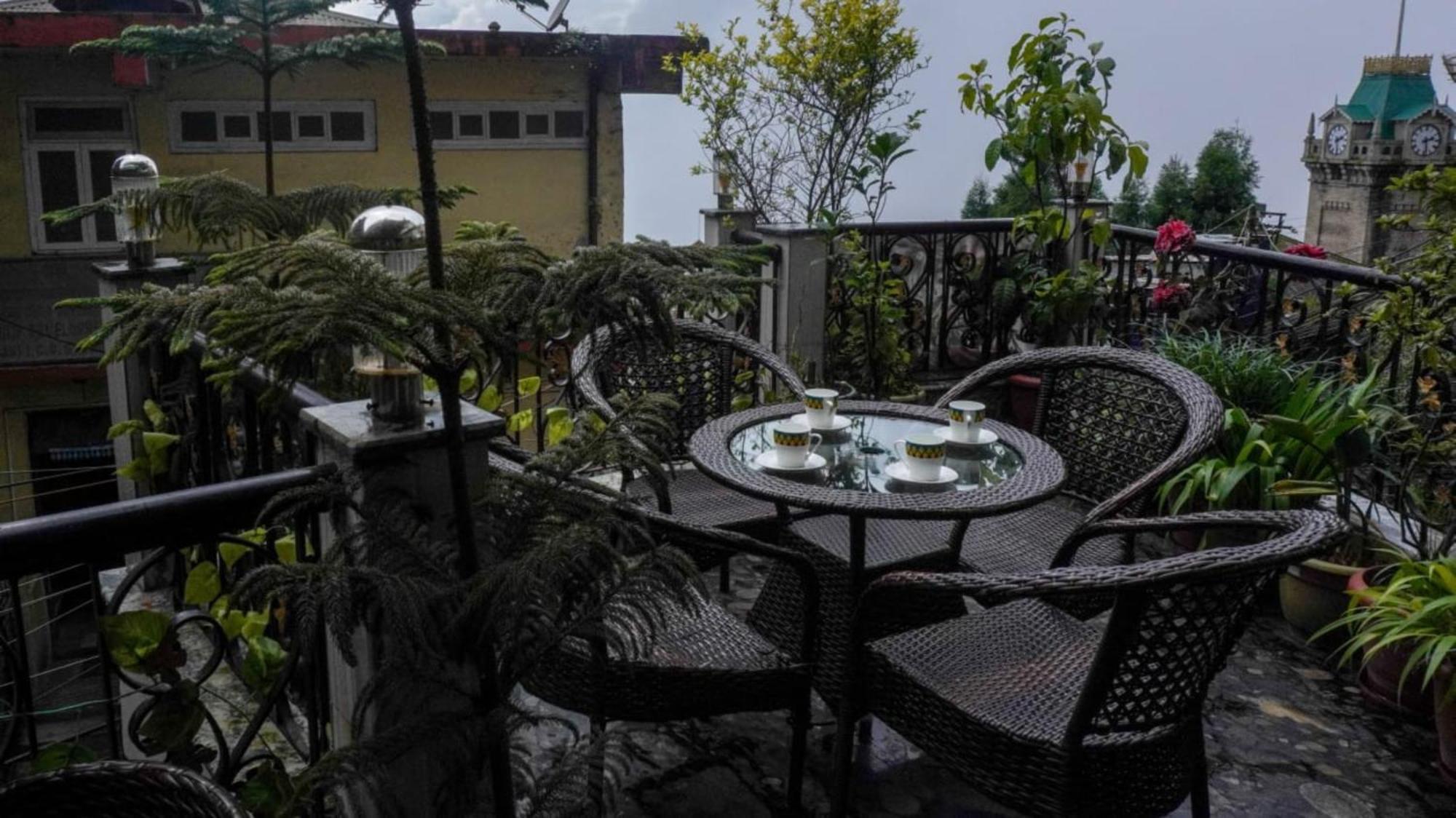 Grg Broadway Mall Road Darjeeling By Royal Collection Hotel Bagian luar foto